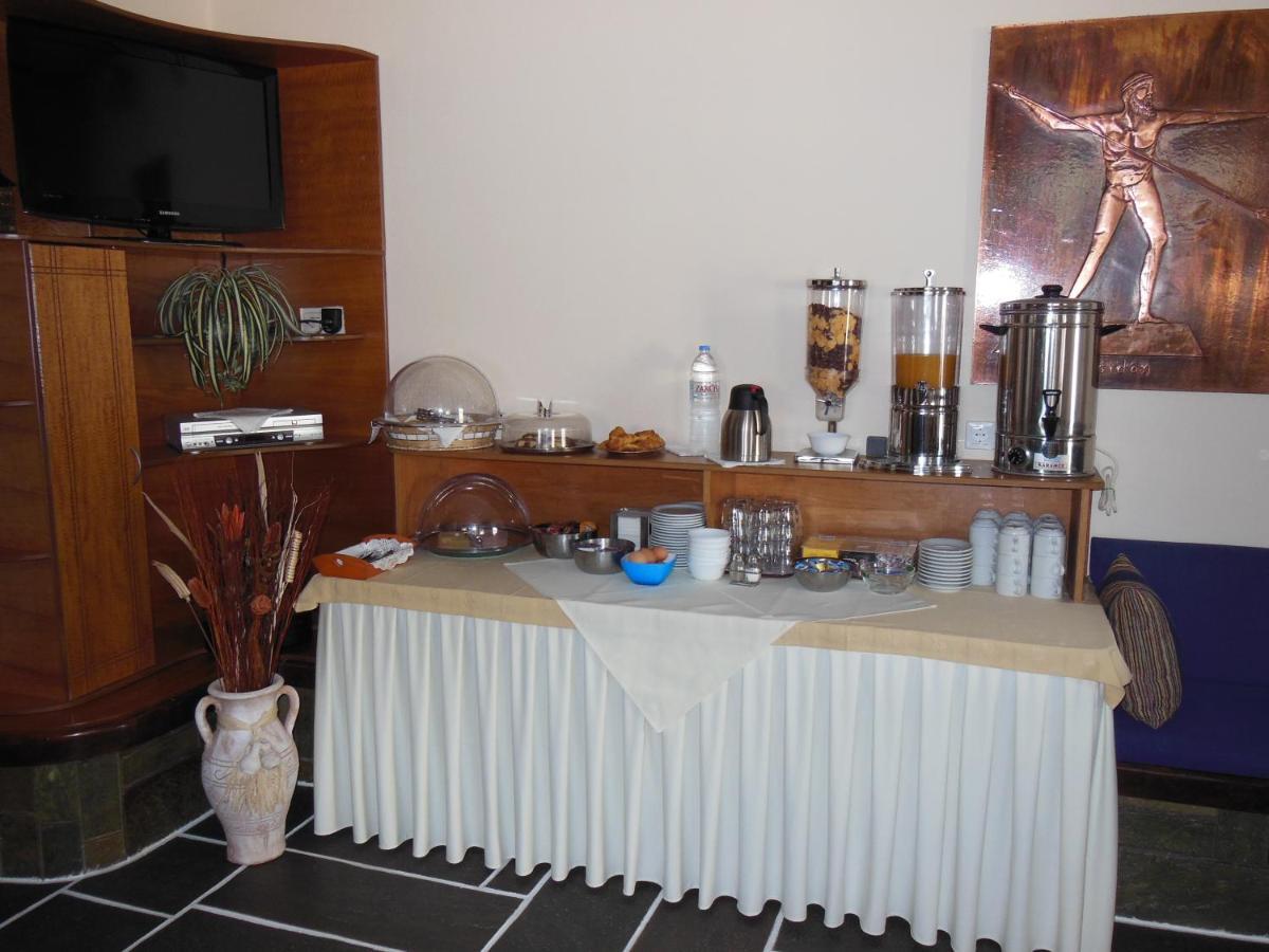 Poseidon Hotel Иос Хора Екстериор снимка